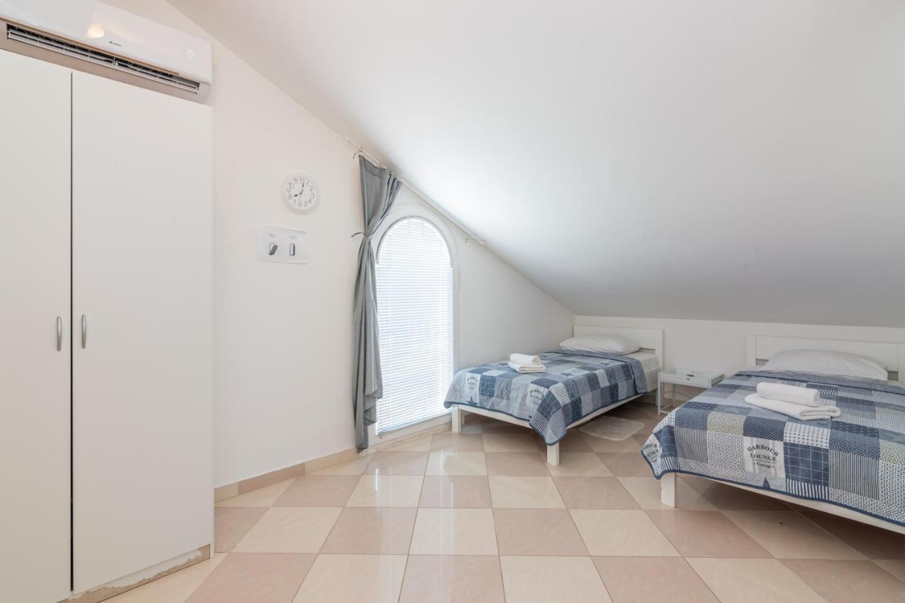 Apartment Mimoza 6, Baska, Krk Exteriér fotografie