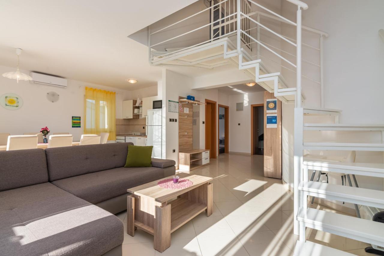 Apartment Mimoza 6, Baska, Krk Exteriér fotografie